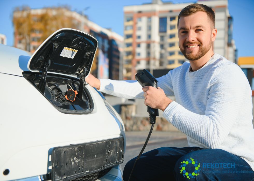 como carregar carro elétrico em casa